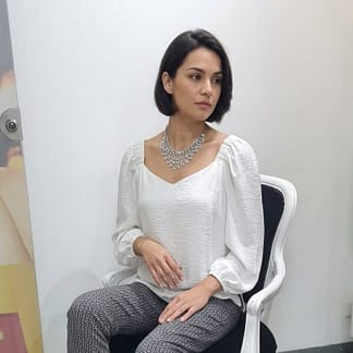 BLUSA VINCE CAMUTO TALLA M BLANCA