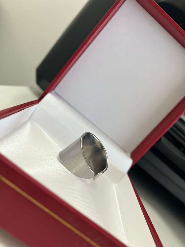 ANILLO OVALADO PEQUEÑO DE PLATA TALLA 5 - Image 2