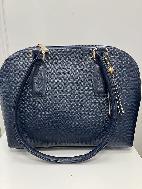CARTERA NEGRA / AZUL 100% CUERO